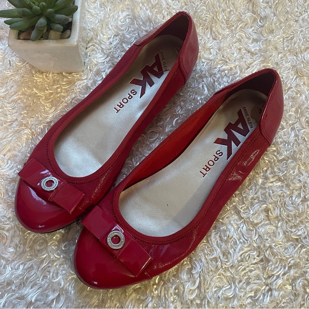 Anne Klein Sport Red Flats 7.5